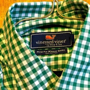Slim fit vineyard vines button down size small